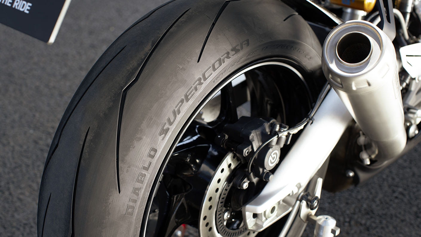 Triumph daytona best sale 2019